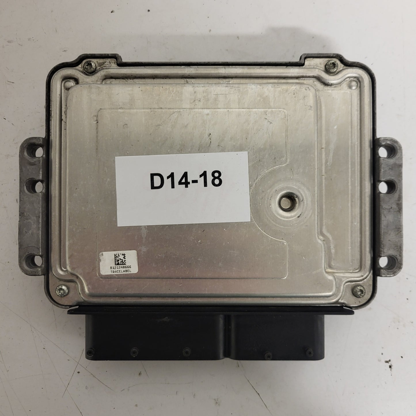 KIA CEED ECU / 0281013399 / 39103-2A715 / BOSCH
