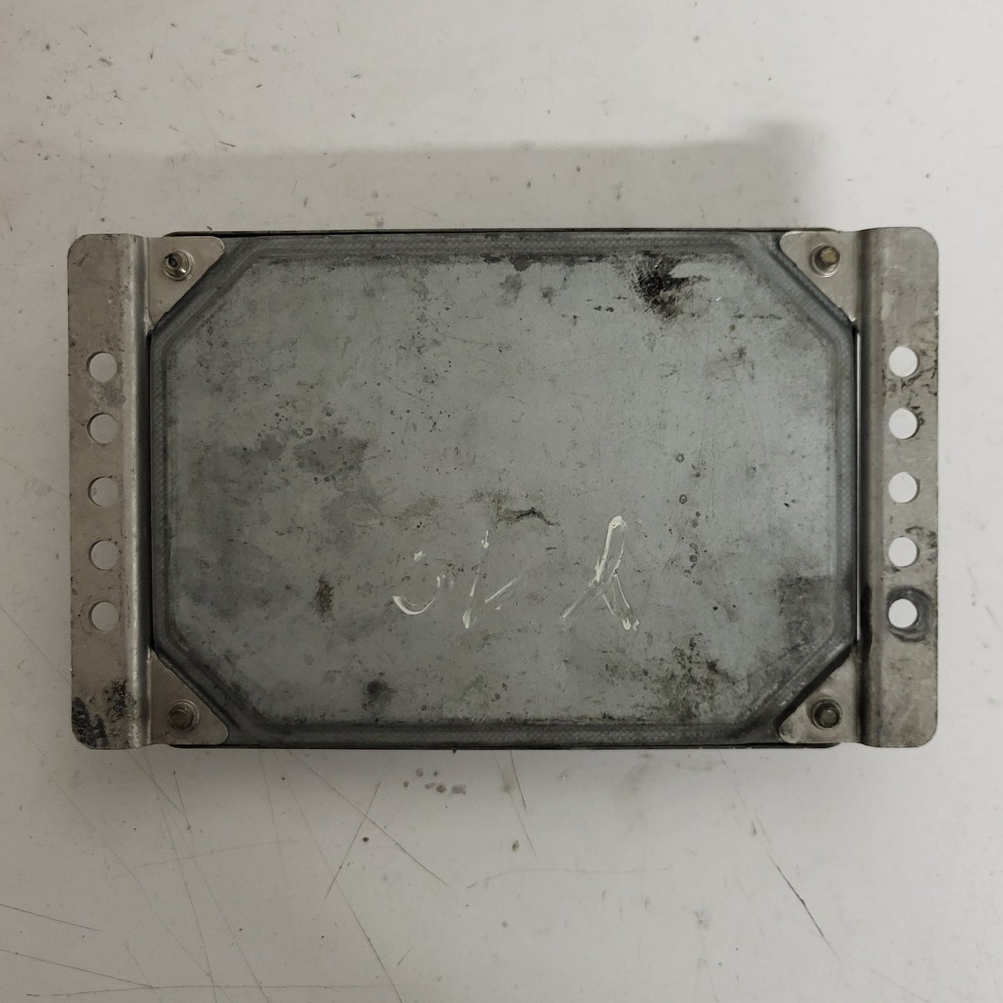 LANCIA Y10 ECU / 0261200716 / BOSCH