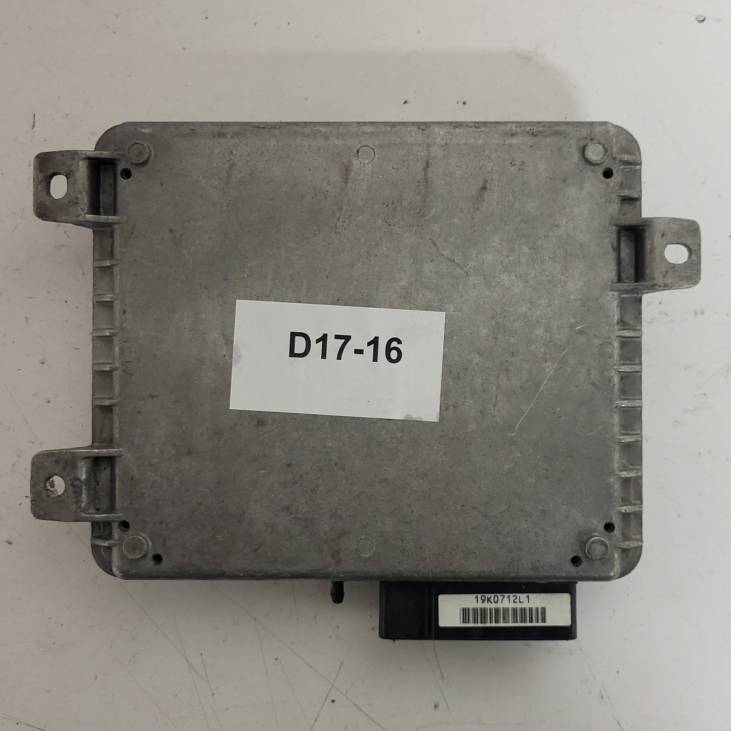 LAND ROVER FREELANDER ECU 1.8 / MKC104392