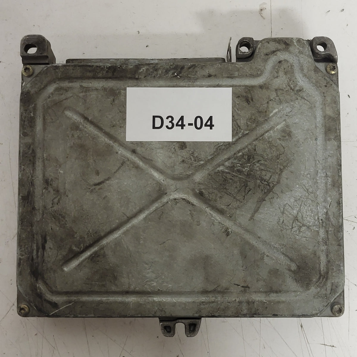 RENAULT 19 ECU / S101718102C / HOM7700749946 / 7700858259 / BVM / SIEMENS - D34-04 - 3
