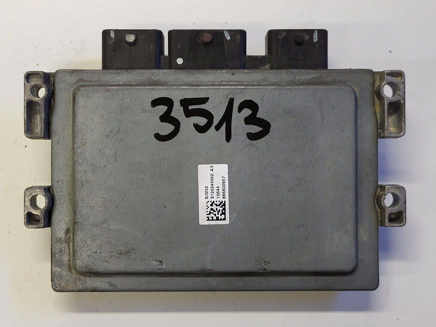 Renault Clio 3 1.2 16V ECU / S120200105A / 8200522357 / 8200510536 / SIM32 /-
