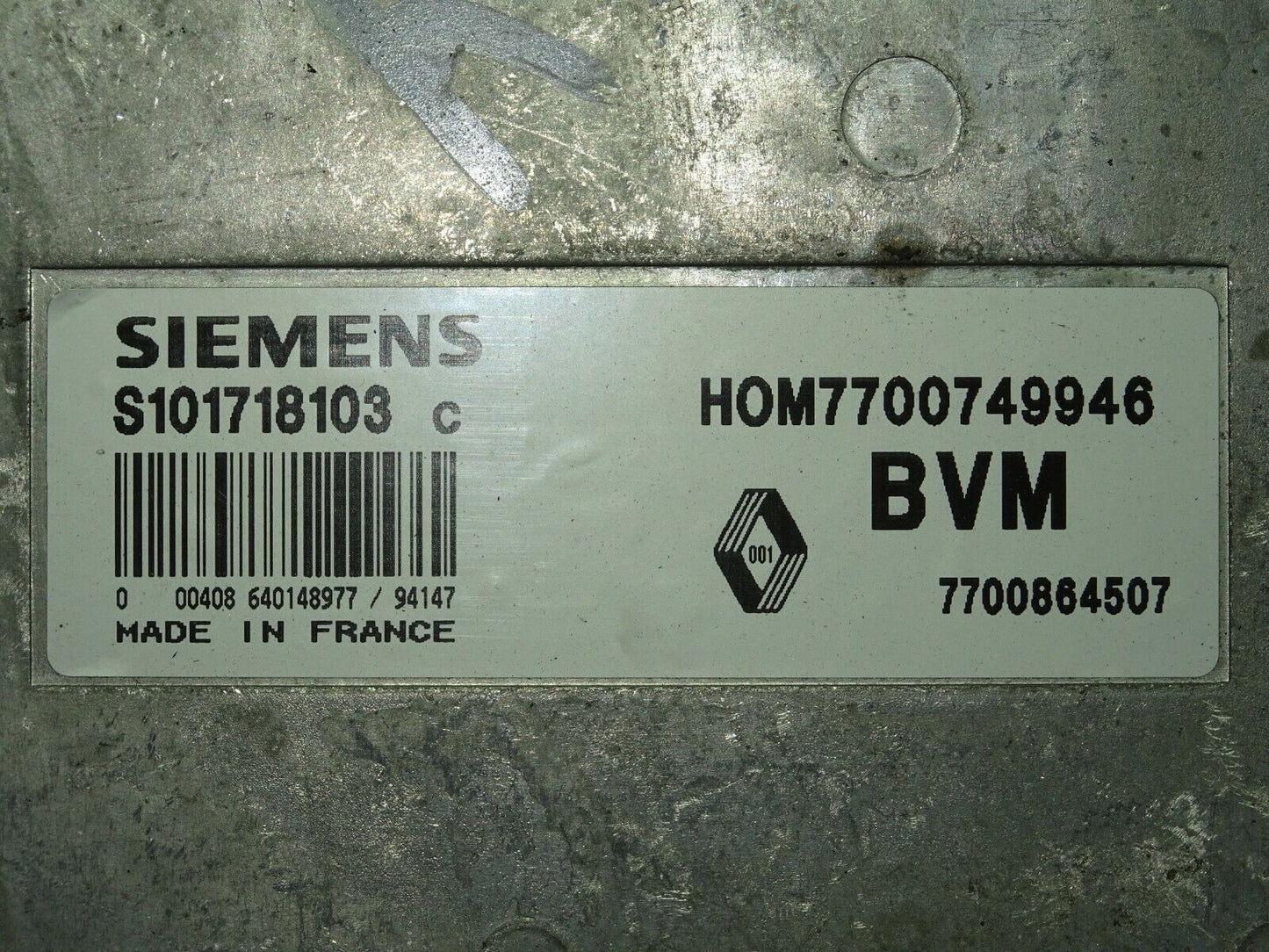 Renault 19 ECU / S101718103C / 7700749946 / 7700864507 / S101718103-