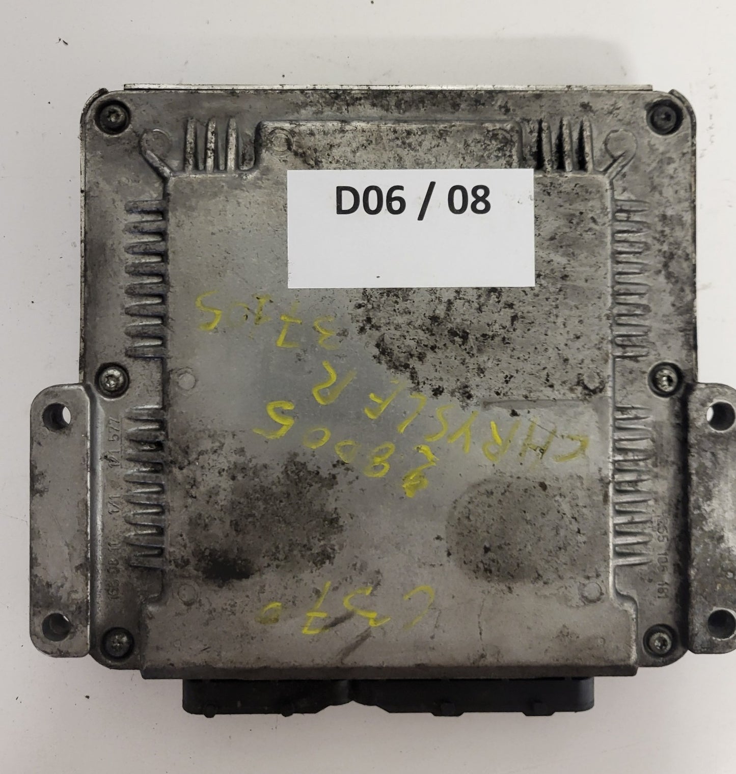 CHRYSLER VOYAGER ECU / 0281012121 / P05094285AC / BOSCH