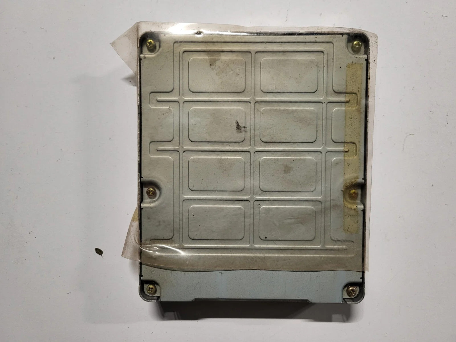 TOYOTA YARIS ECU / 89661-52060 / 211000-7210 / 1SZ-FE