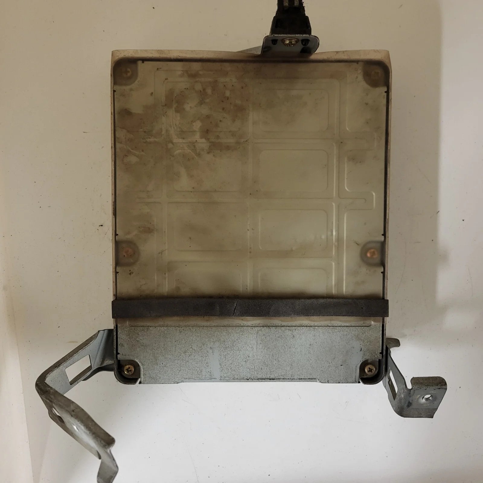 TOYOTA YARIS ECU / 89661-52064 / 211000-7214 / 1SZ-FE / FUJITSU