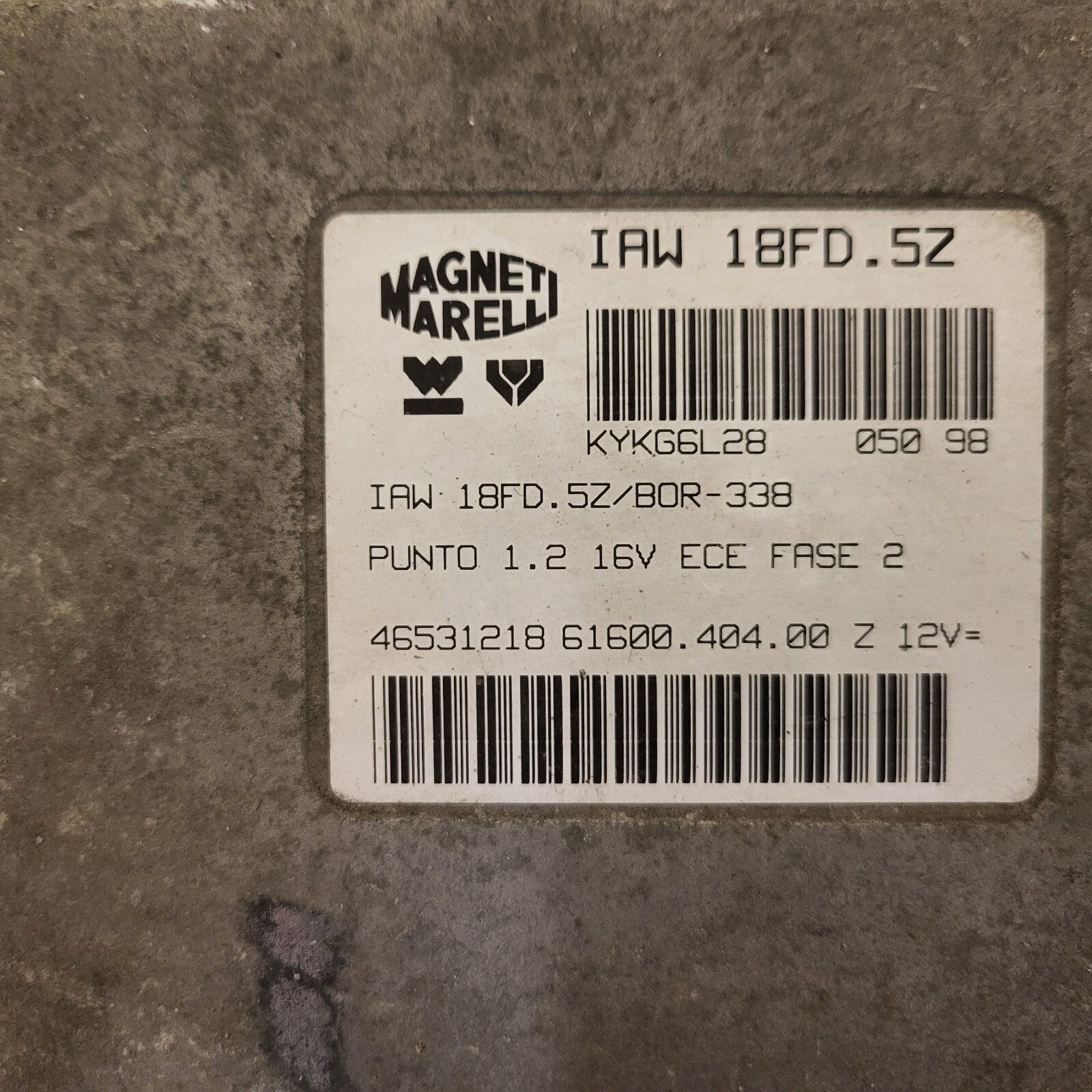 Fiat Punto 1.2 16V ECU / IAW 18FD.5Z / 46531218 / 61600.404.00 / MAGNETI MARELLI