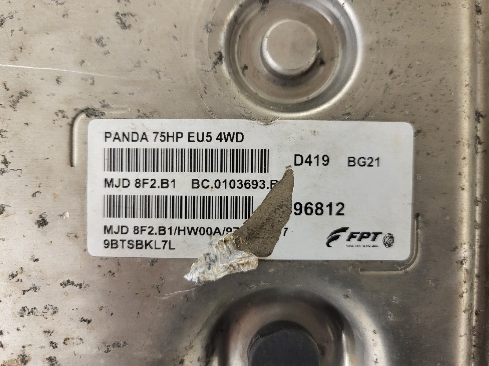 FIAT PANDA 4X4 EURO 5 ECU / MJD 8F2.B1 / 51896812 / HW00A / 75HP