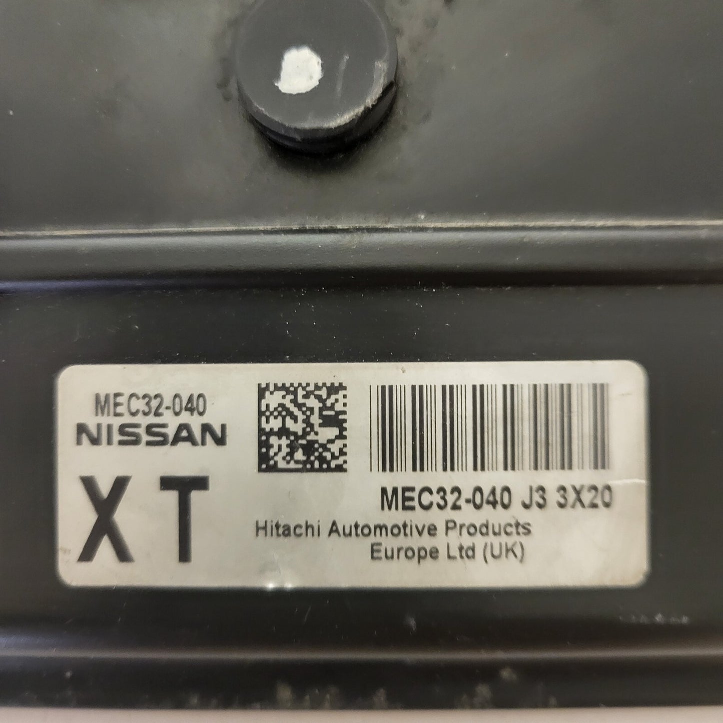 NISSAN MICRA ECU / MEC32-040 / XT / HITACHI