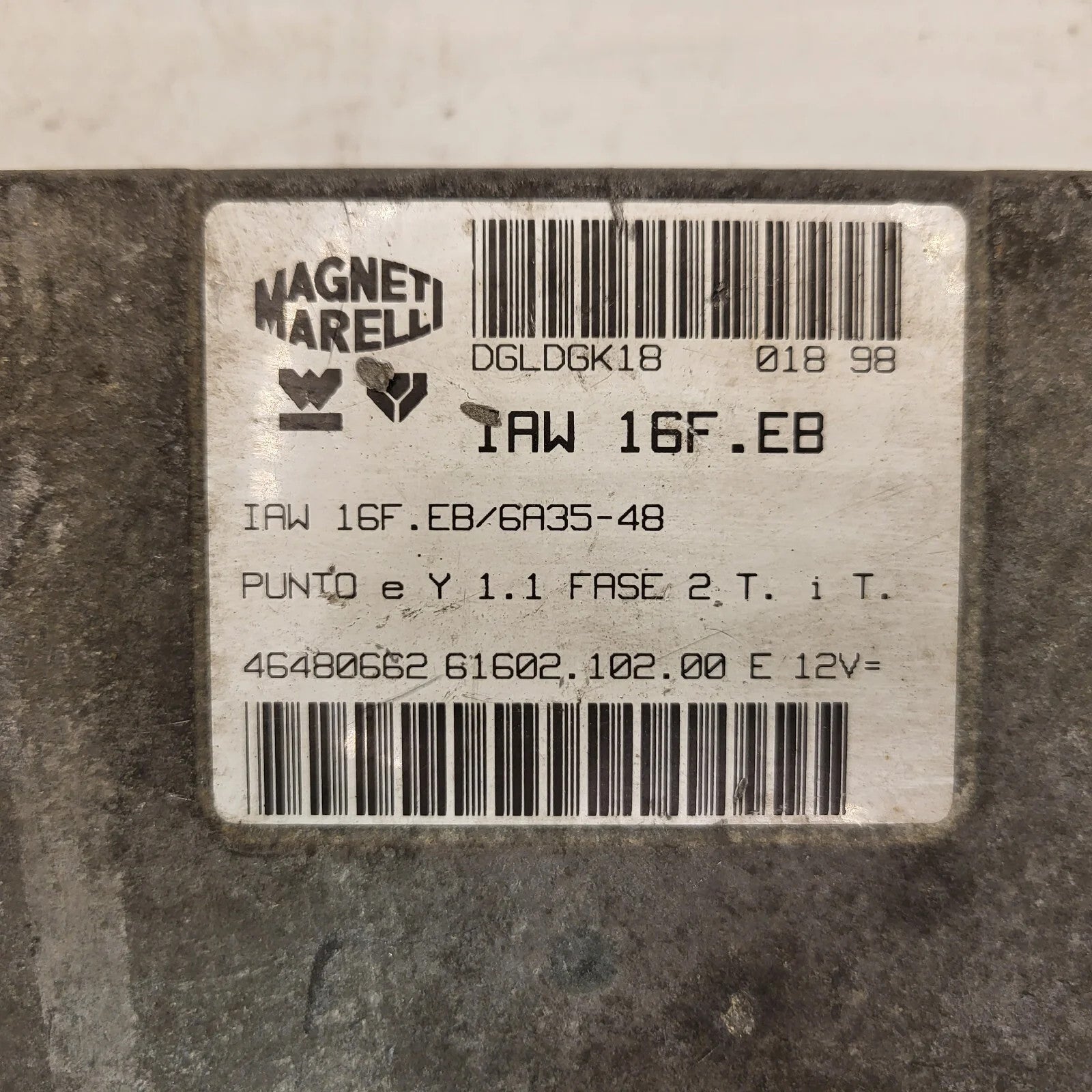 FIAT PUNTO LANCIA Y 1.1 ECU / IAW 16F.EB / 46480662 / IAW16F.EB / MAGNETI MAREL