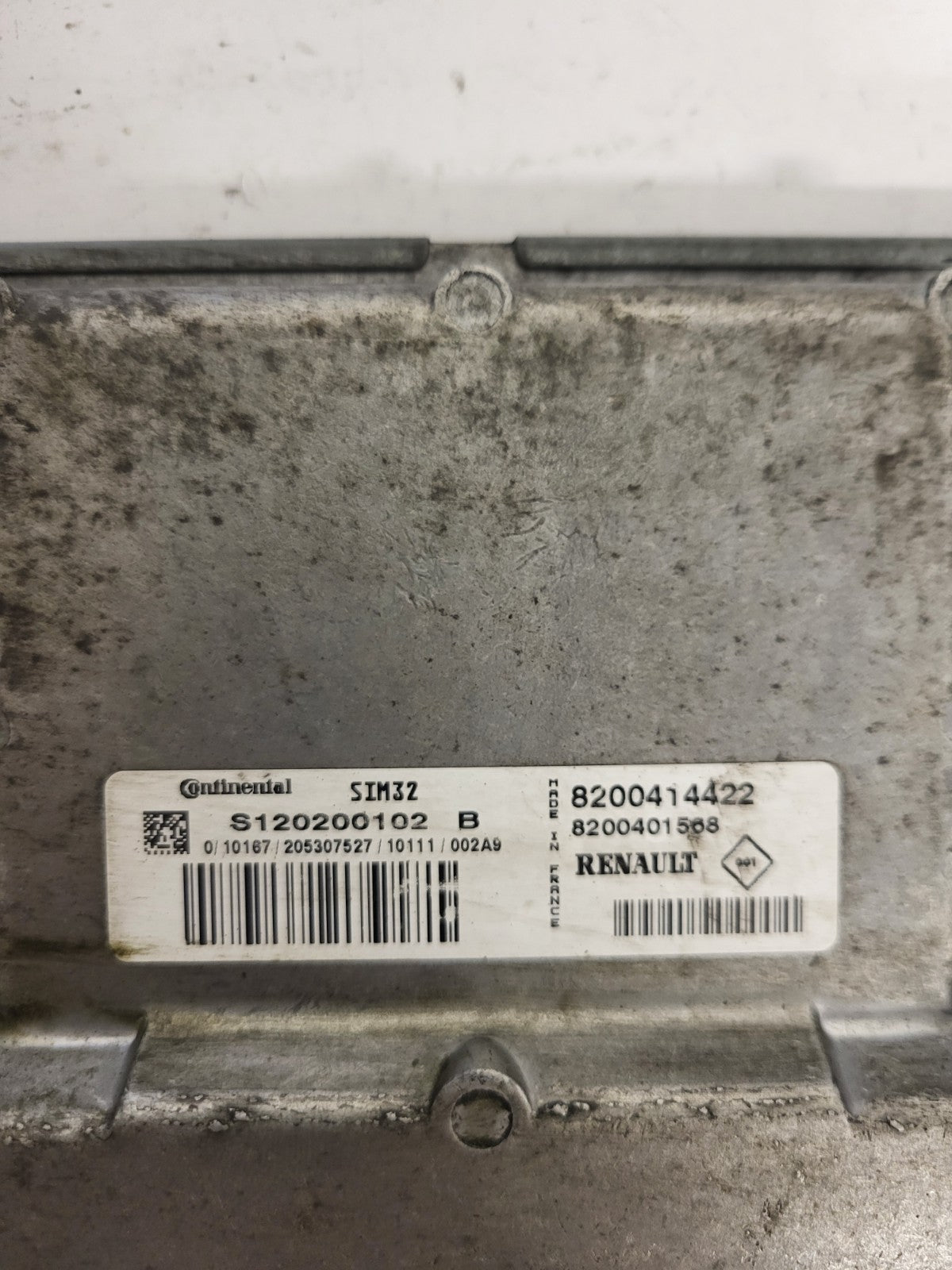 Renault Modus ECU / S120200102B / 8200414422 / 8200401568 / S120200102 / SIM32