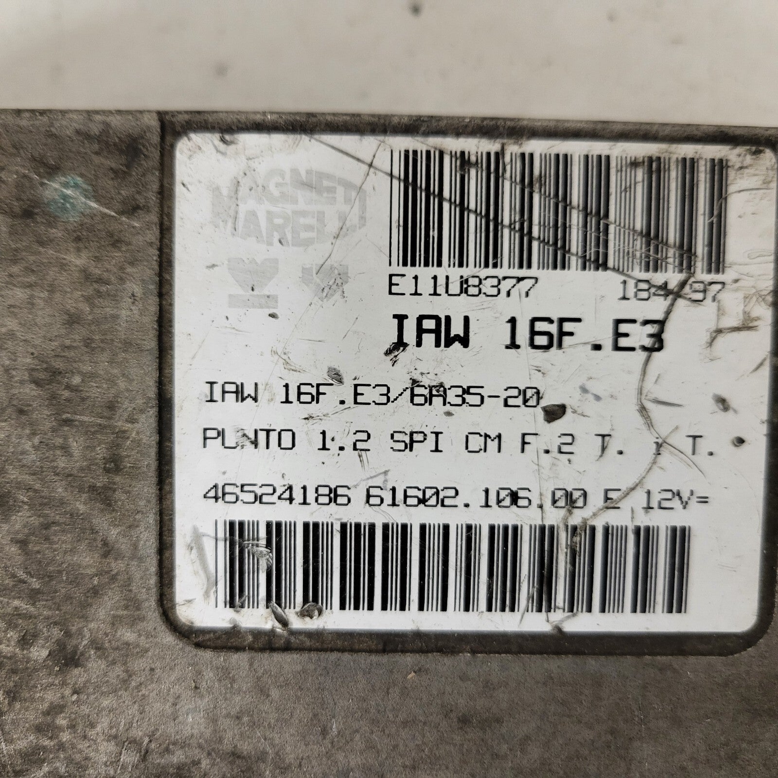 Fiat Punto 1.2 ECU / 46524186 / IAW 16F.E3 / 61602.106.00 / MAGNETI MARELLI