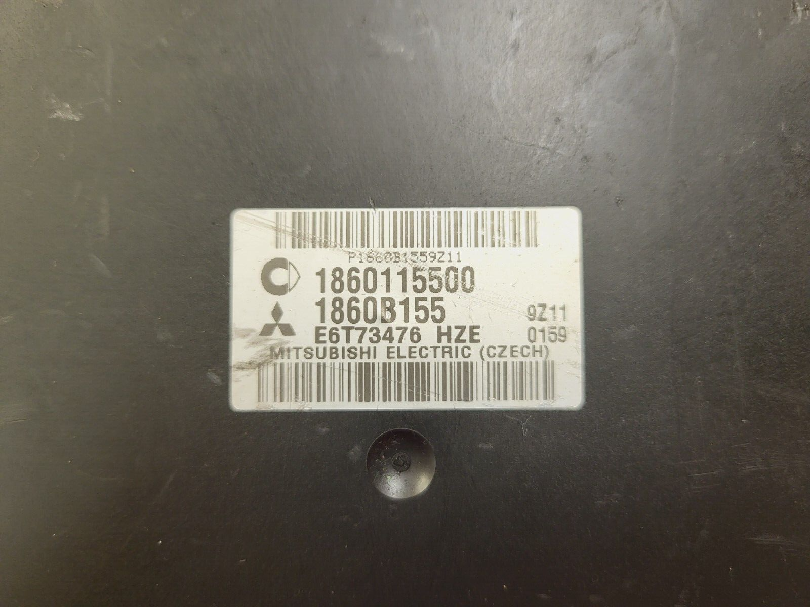 MITSUBISHI COLT ECU / 1860115500 / 1860B155 / MITSUBISHI ELECTRONICS