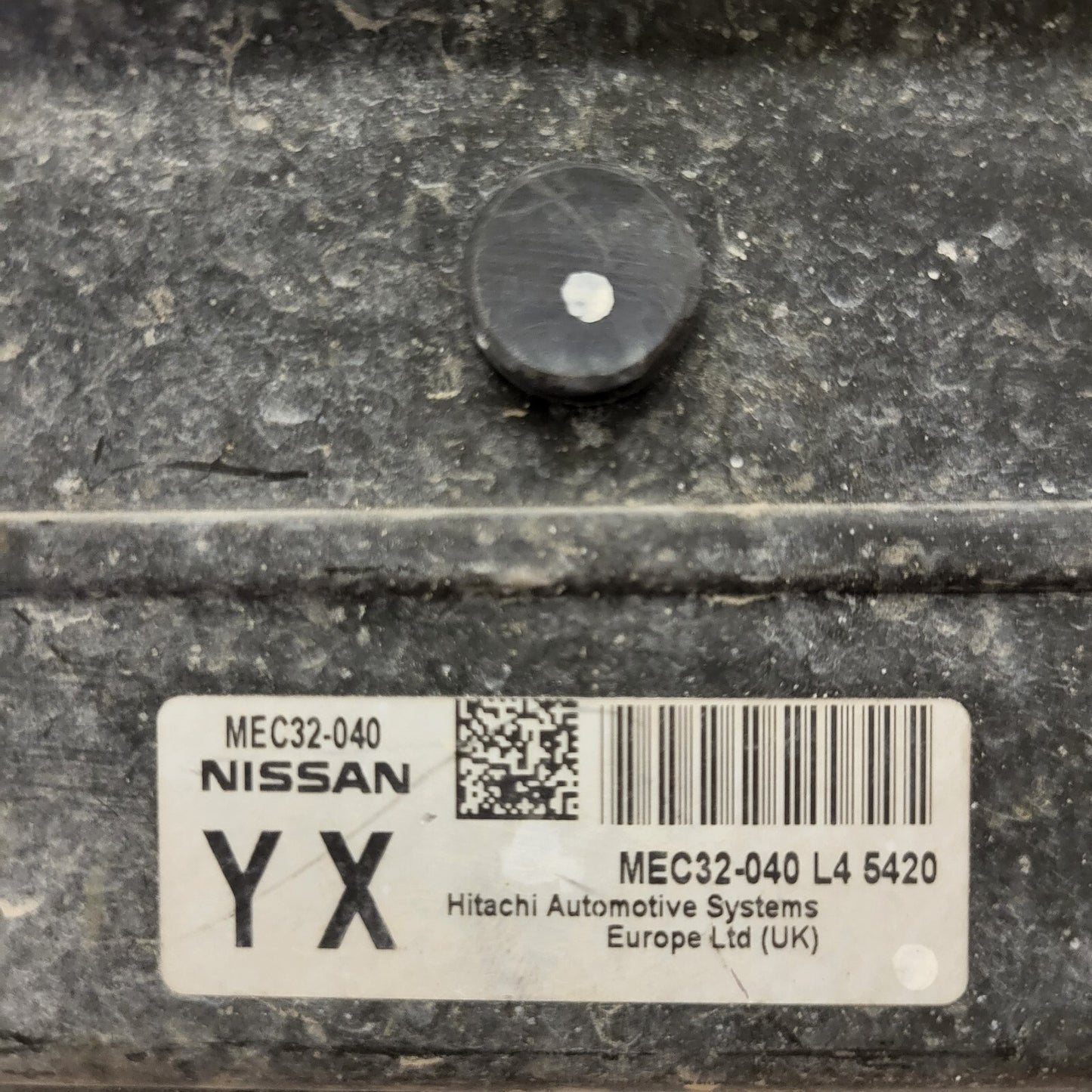 NISSAN MICRA ECU / MEC32-040 / U3 / G3 / HITACHI
