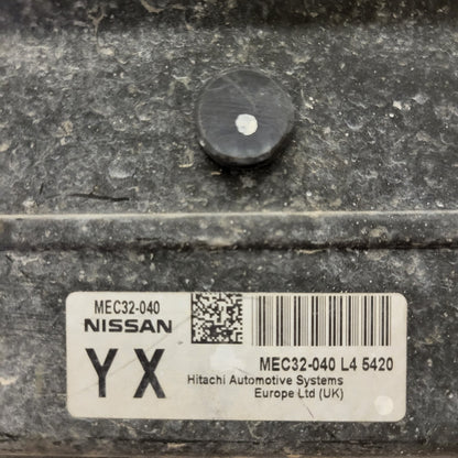 NISSAN MICRA ECU / MEC32-040 / U3 / G3 / HITACHI