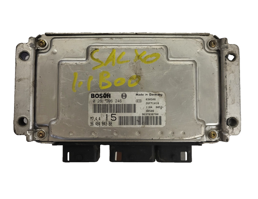 Peugeot Citroen ECU / 0261206246 / M7.4.4 / 9648484380 / BOSCH