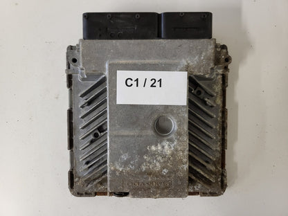 VW PASSAT B6 ECU / 03G906018CD / 5WP45600AA / PPD1.5 / SIEMENS