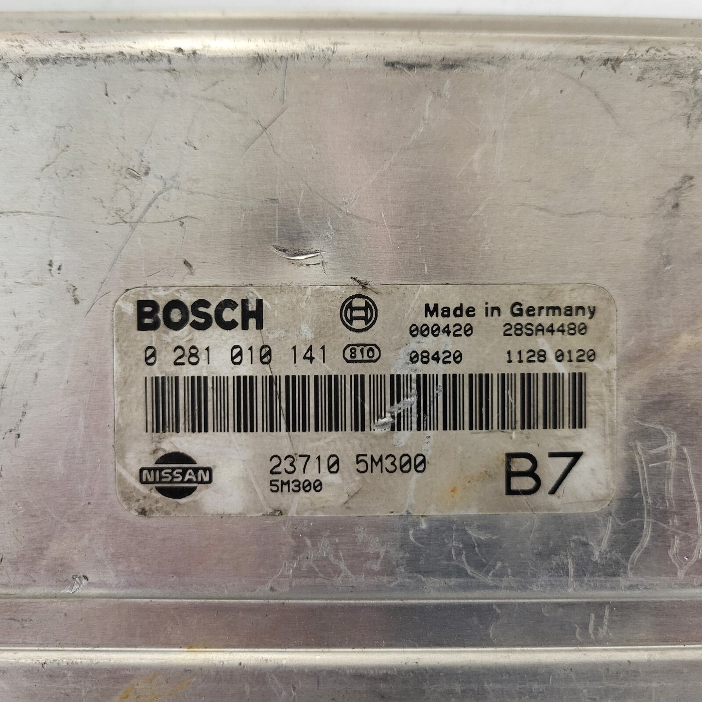 Nissan Almera ECU / 0281010141 / 23710 5M300 / 237105M300 / BOSCH