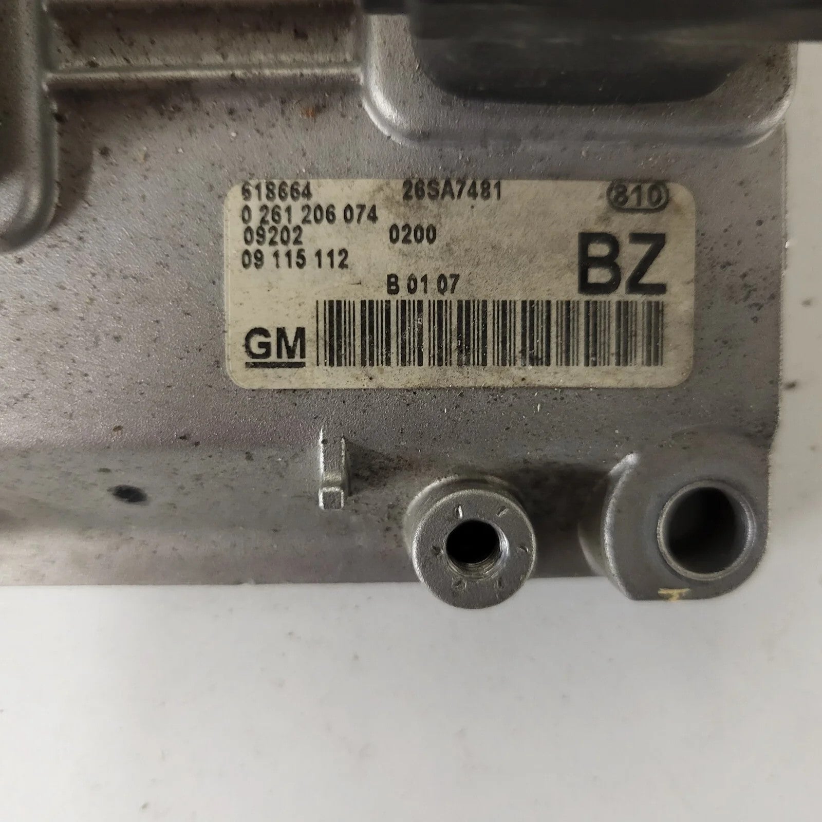 OPEL CORSA ECU / 0261206074 / 09115112 / 26SA7481 /