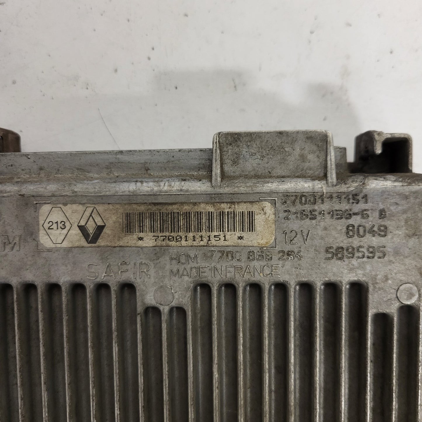 RENAULT CLIO ECU / 7700111151 / 21651136-6B / 7700868294 / 21651136-6