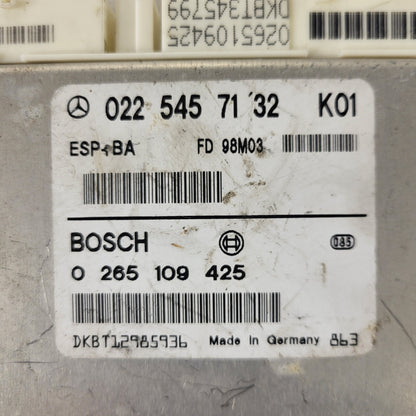 Mercedes W168 ECU / 0265109425 / 0225457132 / BOSCH