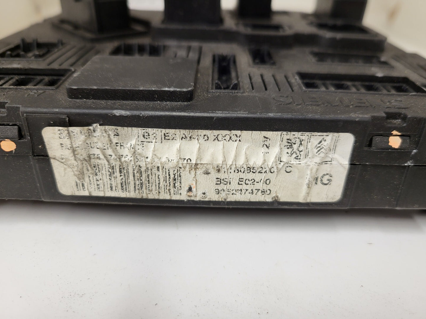 PEUGEOT 206 ECU / BSI E02-00 / 9652474780 / S118085220C / S118085220 / SIEMENS