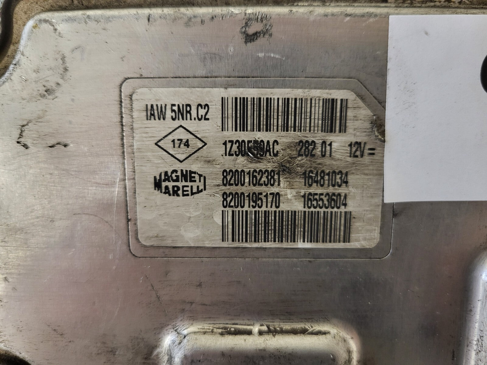 RENAULT CLIO ECU / IAW 5NR.C2 / 8200162381 / 8200195170 / MAGNETI MARELLI