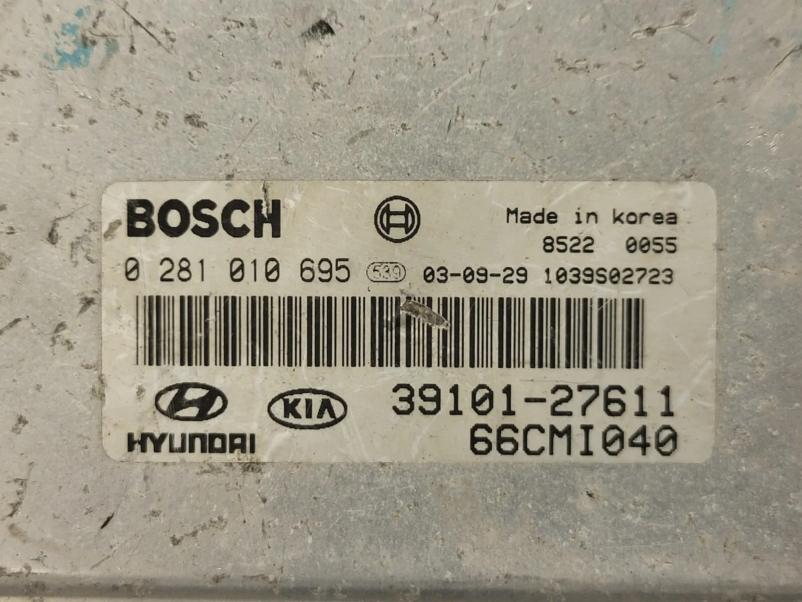 HYUNDAI MATRIX ECU / 0281010695 / 39101-27611 / 66CMI040 / BOSCH