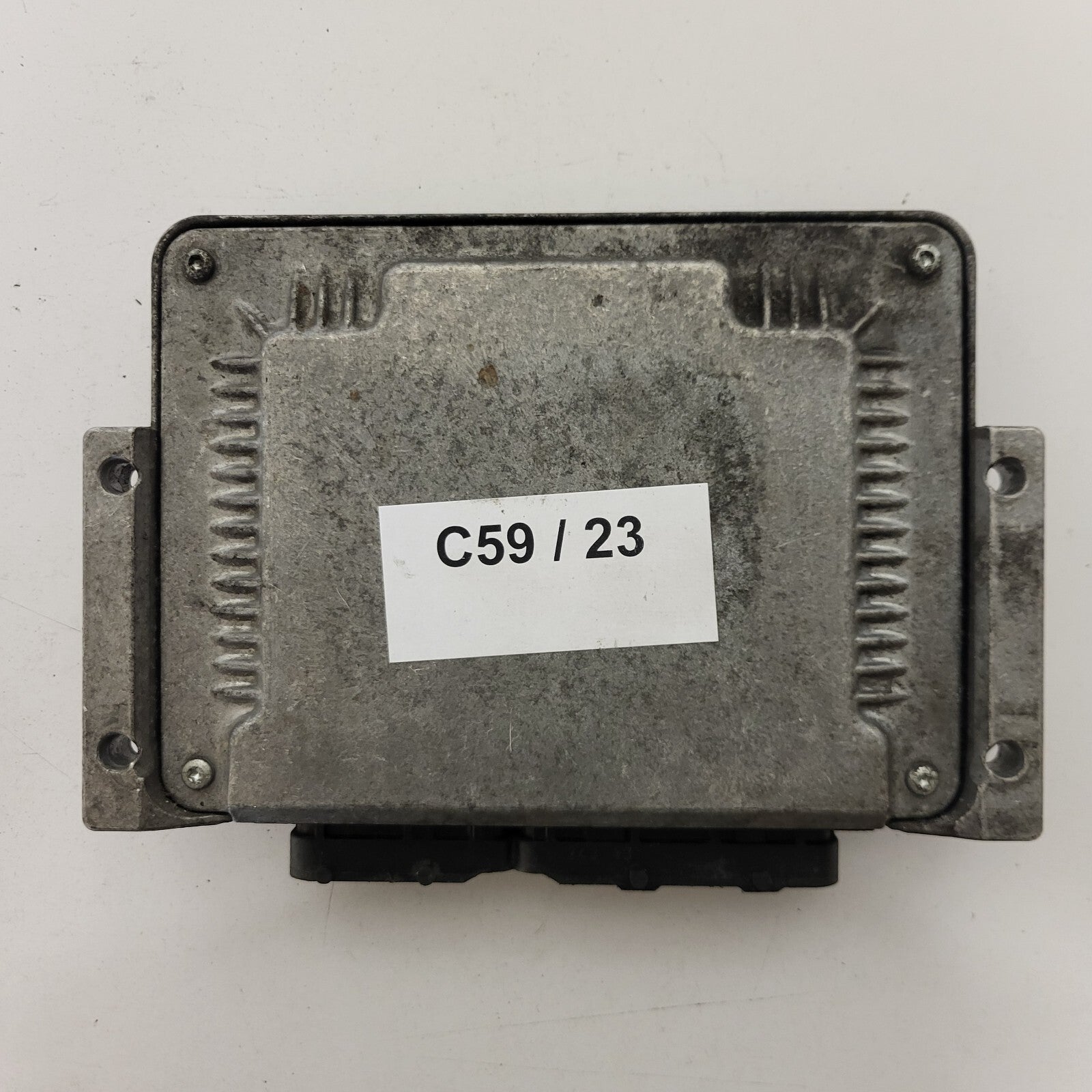 Fiat Stilo 1.9 JTD ECU / 0281011398 / 55187571 / 19242AED / 1039D02357 / BOSCH