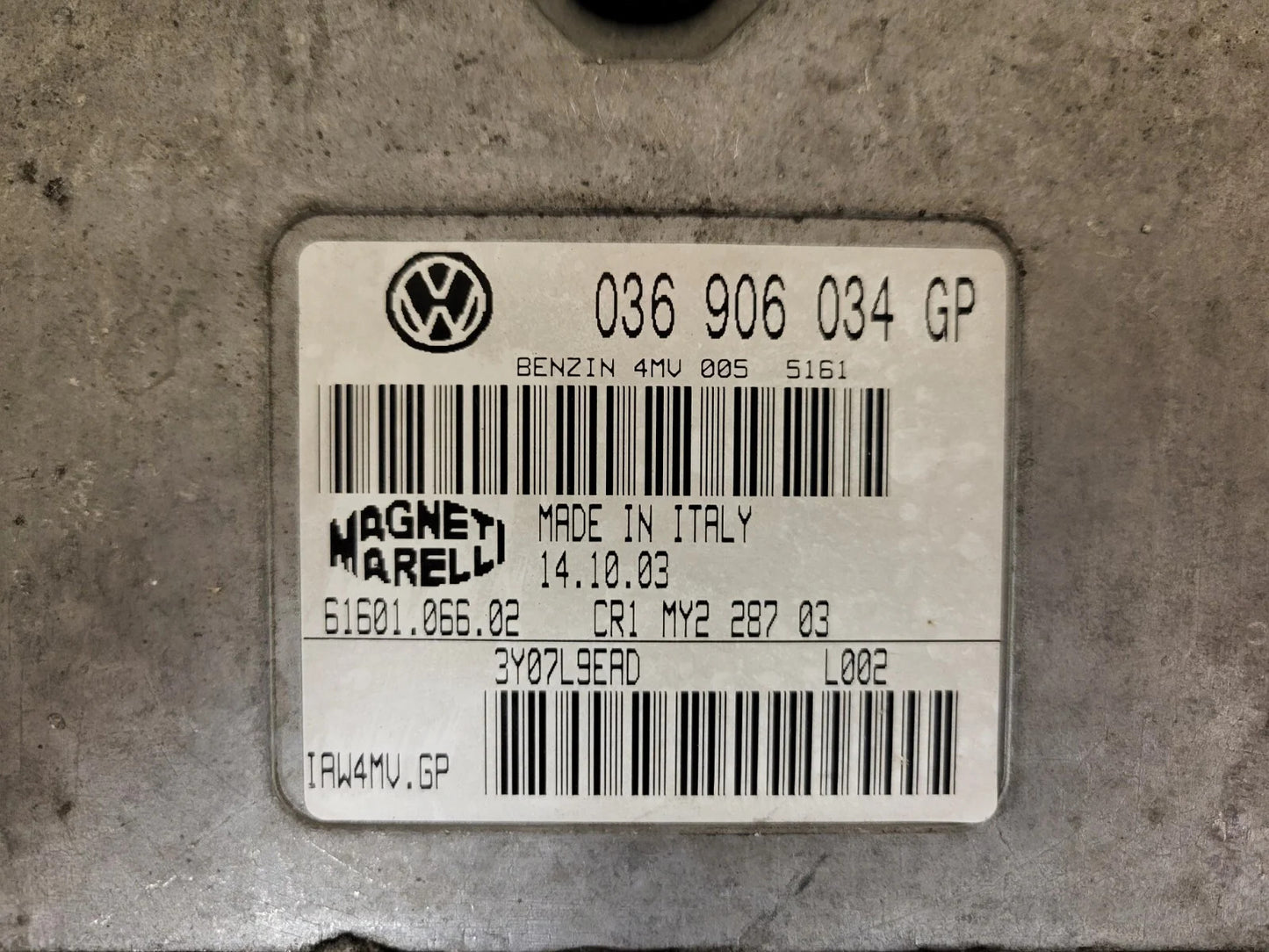 VW AUDI SEAT ŠKODA ECU / 036906034GP / IAW 4MV.GP / 61601.066.02