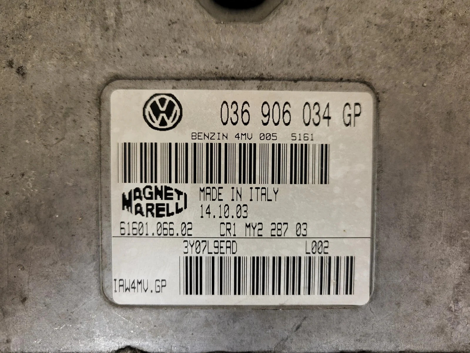 VW AUDI SEAT ŠKODA ECU / 036906034GP / IAW 4MV.GP / 61601.066.02