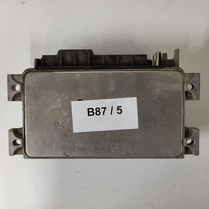 Fiat Punto 1.1 ECU / IAW 16F.EB / 7795574 / 61602.063.01 / MAGNETI MARELLI