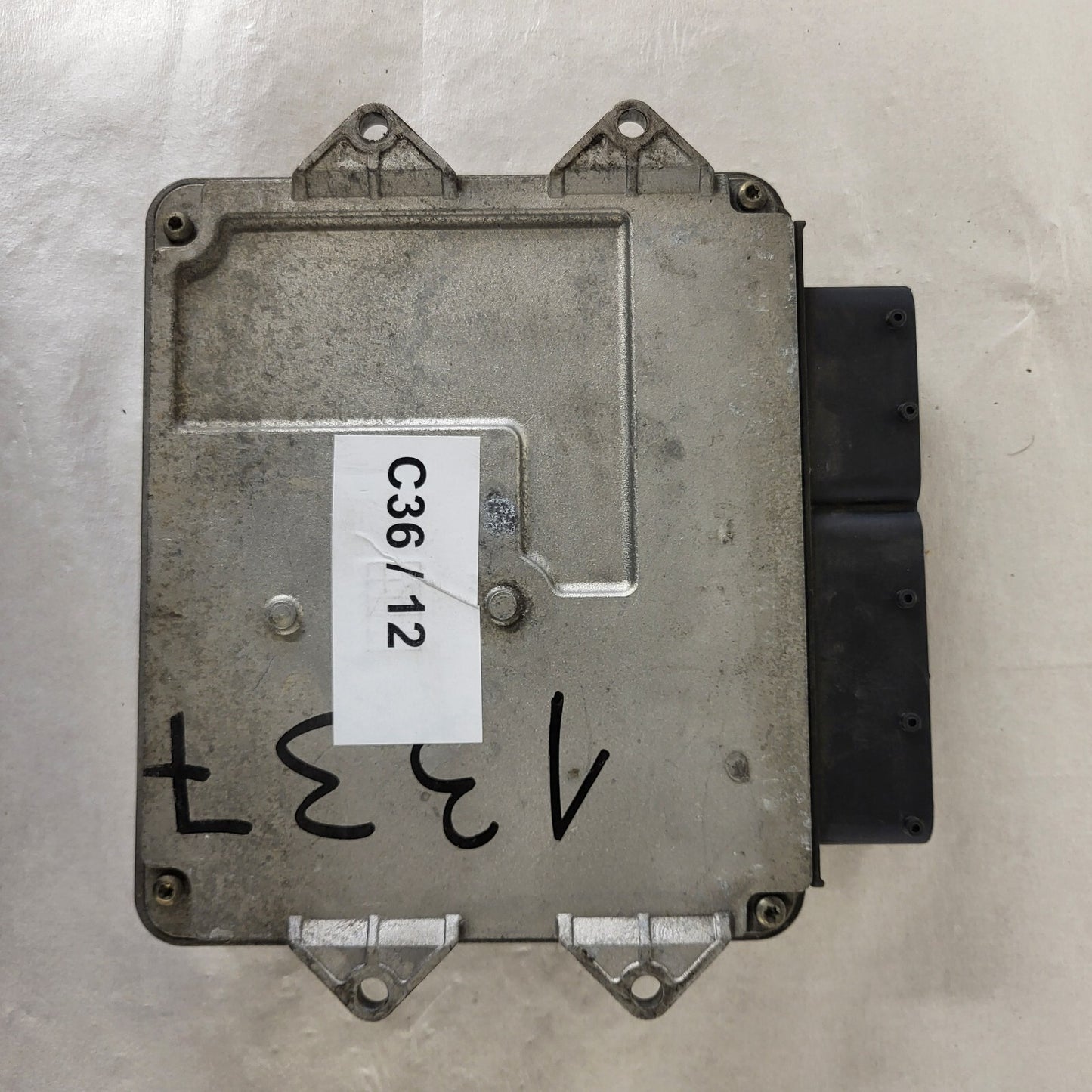 LANCIA Y YPSILON ECU / MJD 6JF.Y1 / 55202548 / HW01C / MAGNETI MARELLI 