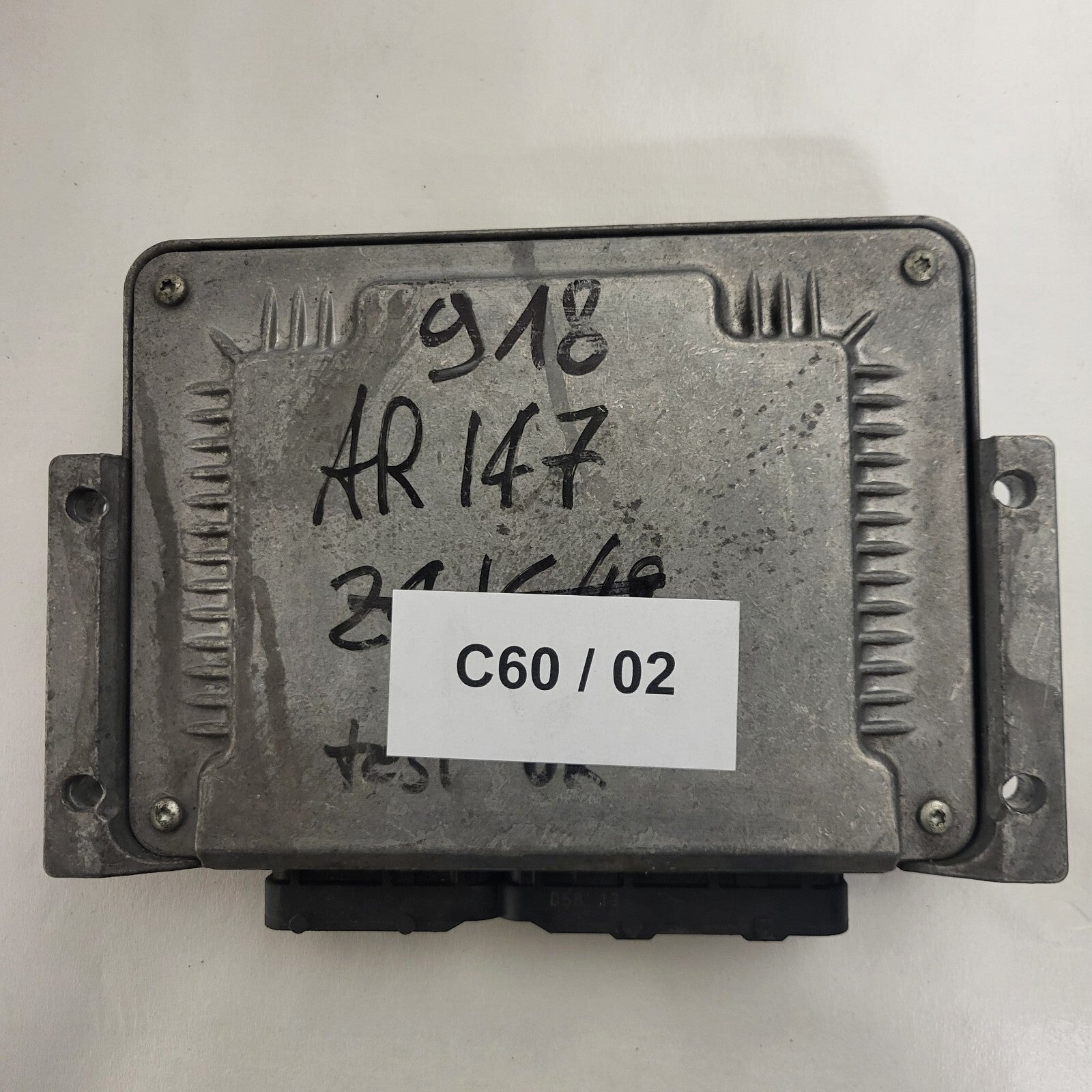 ALFA ROMEO 147 1.9 JTD ECU / 0281011488 / 55189421 / BOSCH