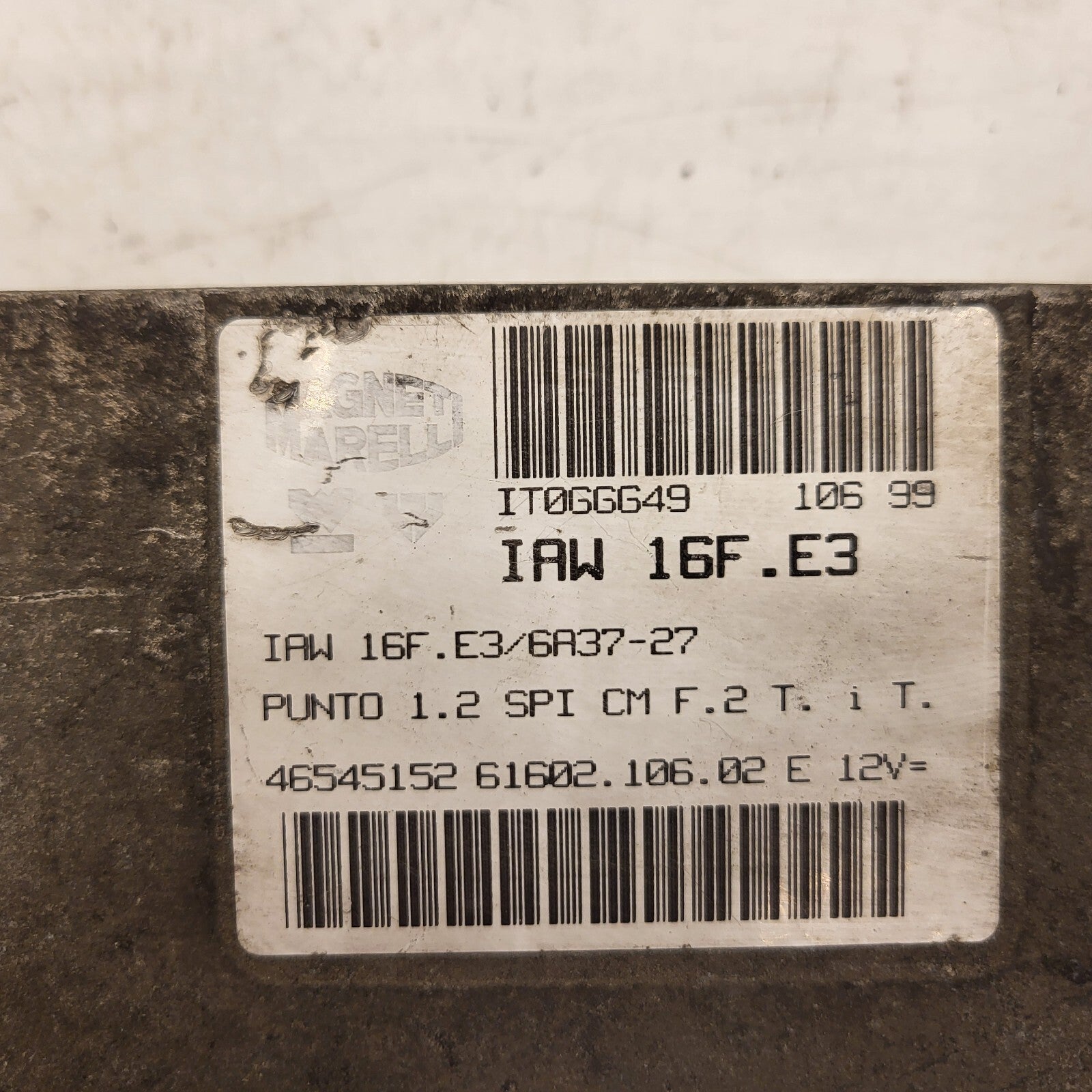 Fiat Punto 1.2 ECU / 46545152 / IAW 16F.E3 / 61602.106.02 / MARELLI
