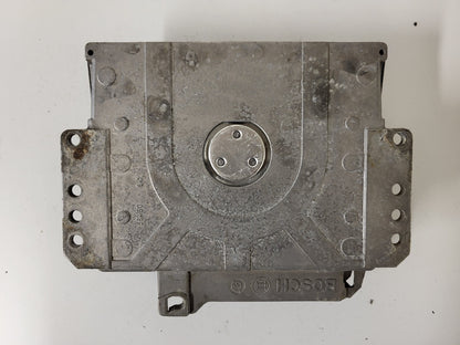 Peugeot Citroen ECU / 0261204788 / 9631528780 / BOSCH