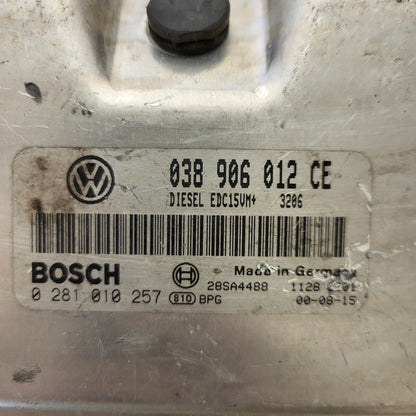 VW ŠKODA ECU / 0281010257 / 038906012CE / EDC15VM+ / BOSCH