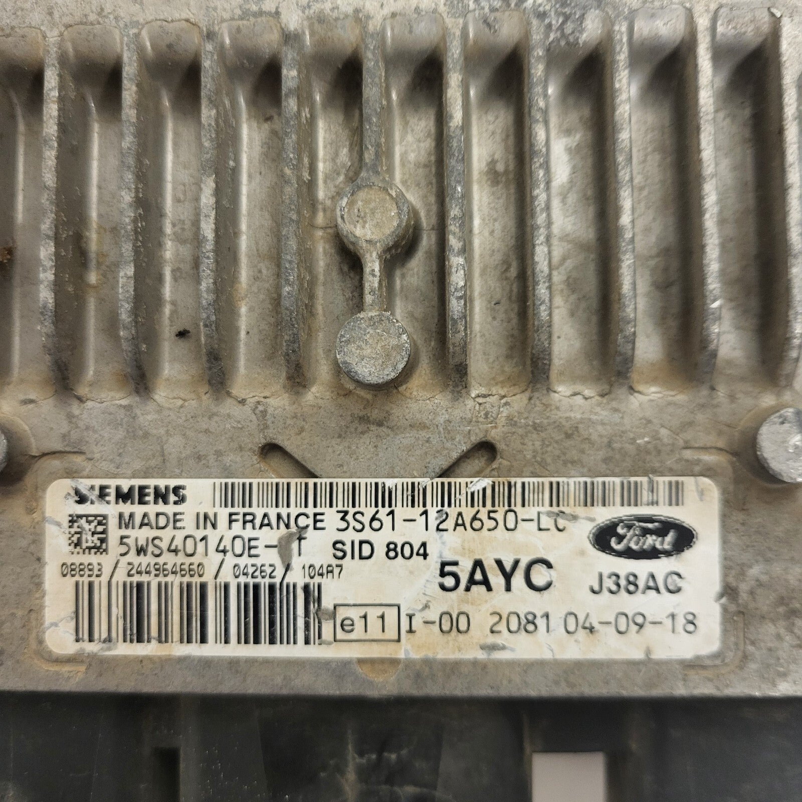 FORD FIESTA ECU / 3S61-12A650-LC / 5WS40140E-T / 5AYC / SID804 / J38A SIEMENS