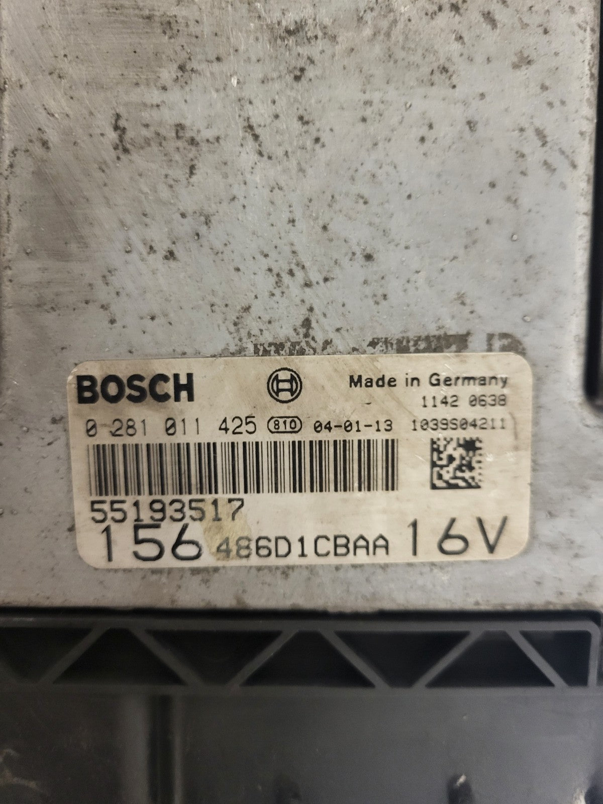 ALFA 156 ECU / 0281011425 / 55193517 / 16V BOSCH