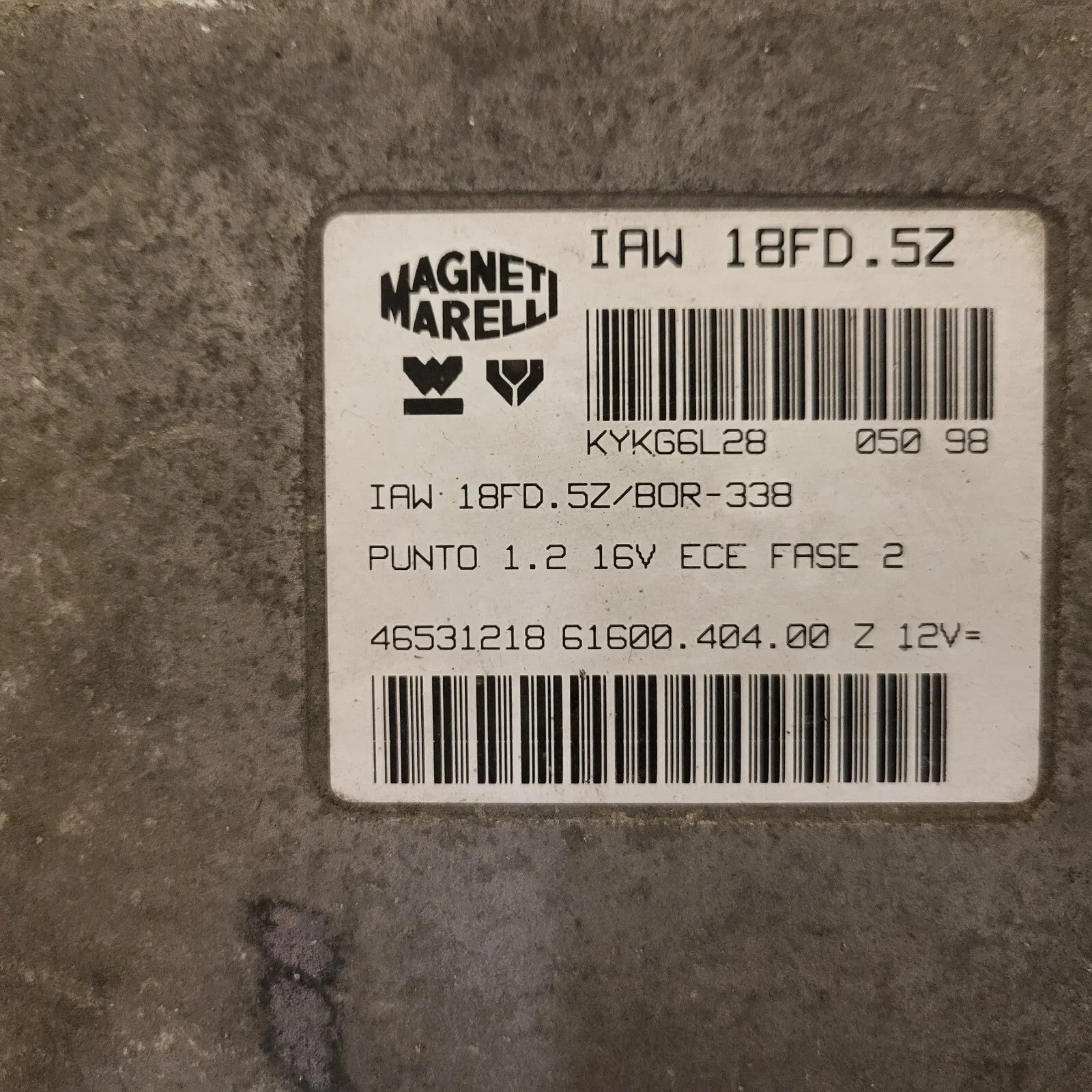 Fiat Punto 1.2 16V ECU / IAW 18FD.5Z / 46531218 / 61600.404.00 / MAGNETI MARELLI