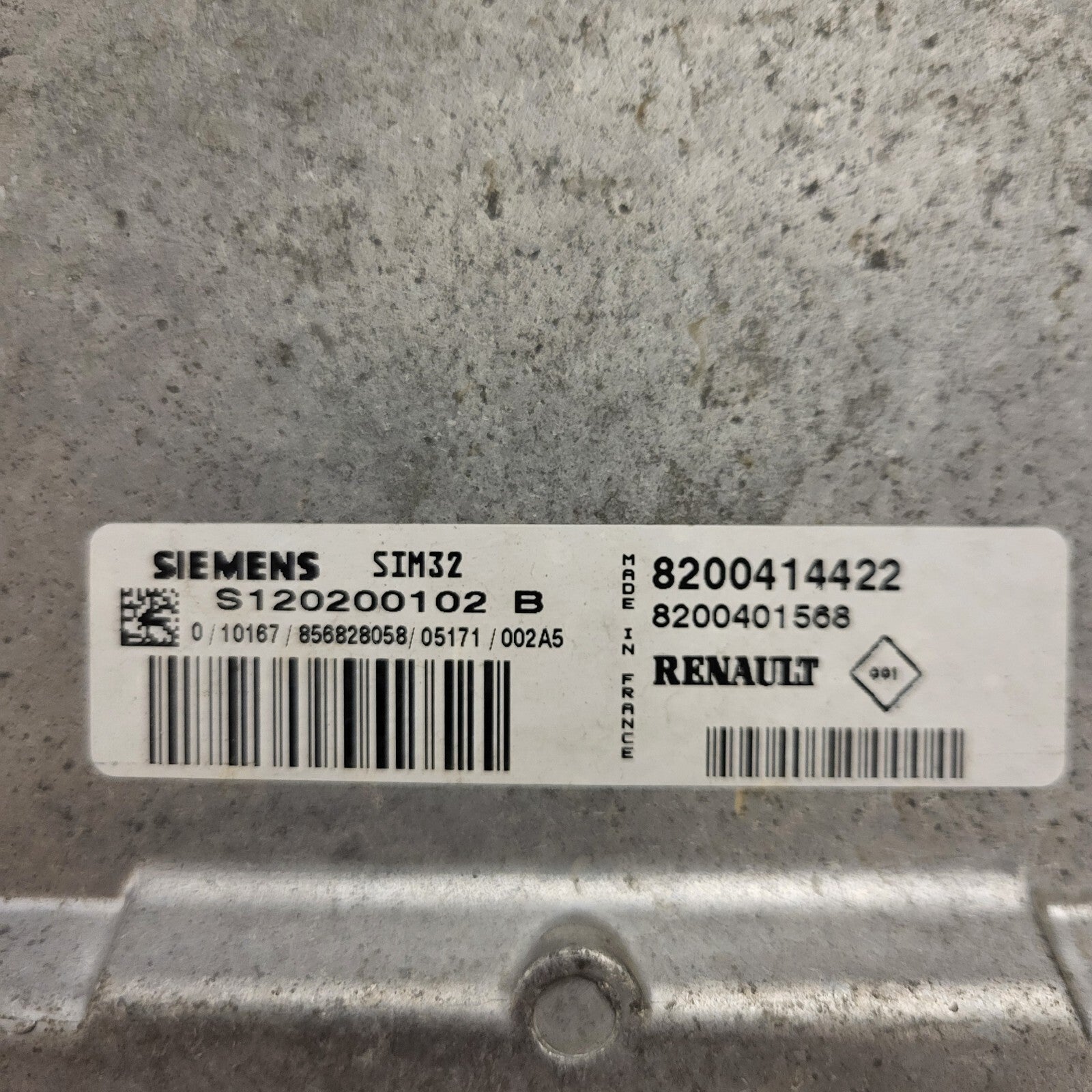 RENAULT MODUS ECU / S120200102 / S120200102B / SIM 32 / 8200414422 / 8200401568 