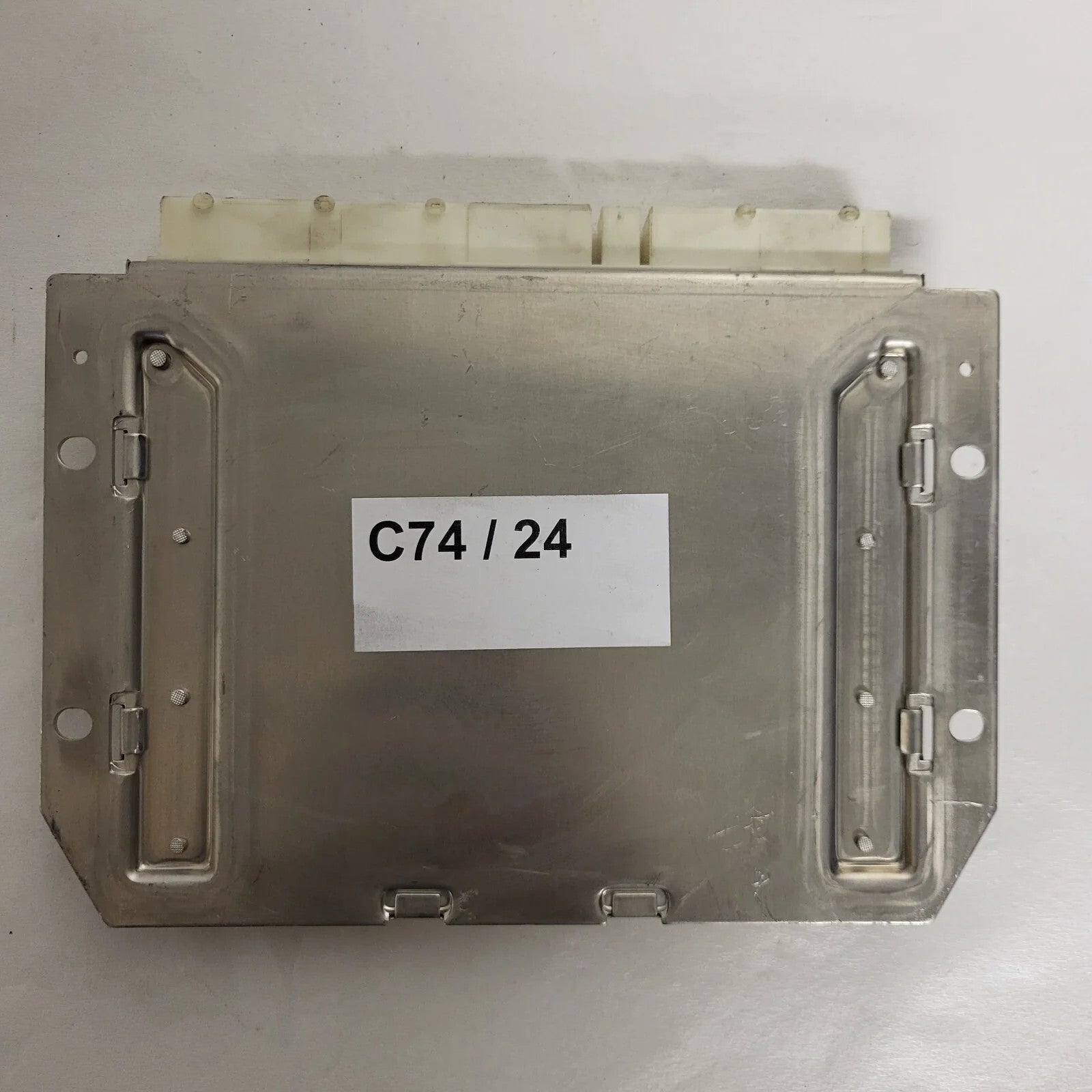 Mercedes a class ecu / 0295458332 / 0265109496 / bosch