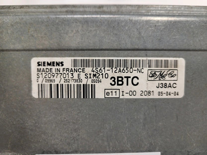 FORD FIESTA ECU / 4S61-12A650-NC / S120977013E / 3BTC / SIM210 / J38AC / S120977