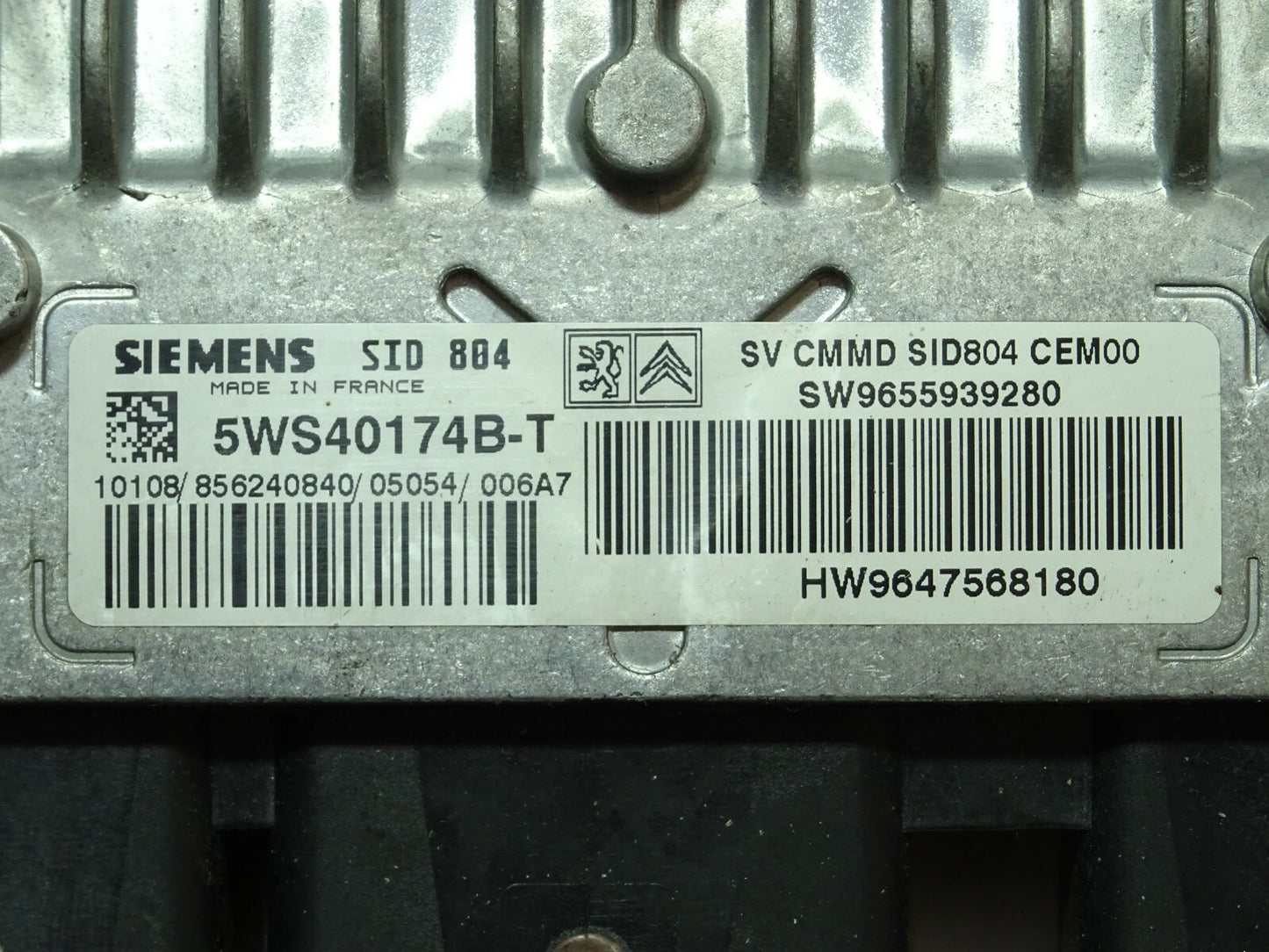 PEUGEOT CITROEN ECU / 5WS40174B-T / SW 9655939280 / HW 9647568180 / SIEMENS