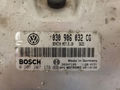 VW ECU / 0261207178 / 030906032CG / ME7.5.10 / BOSCH