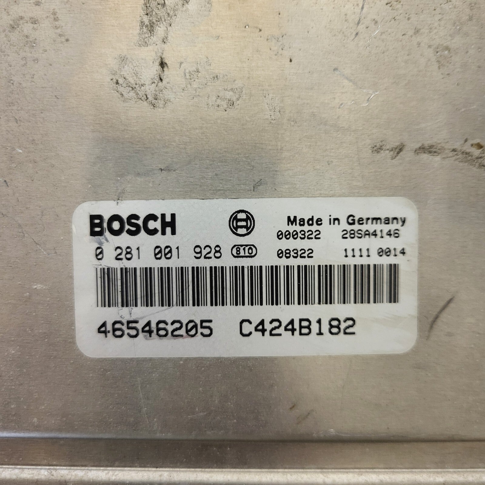 Fiat BRAVO ECU / 0281001928 / 46546205 / C424B182 / BOSCH