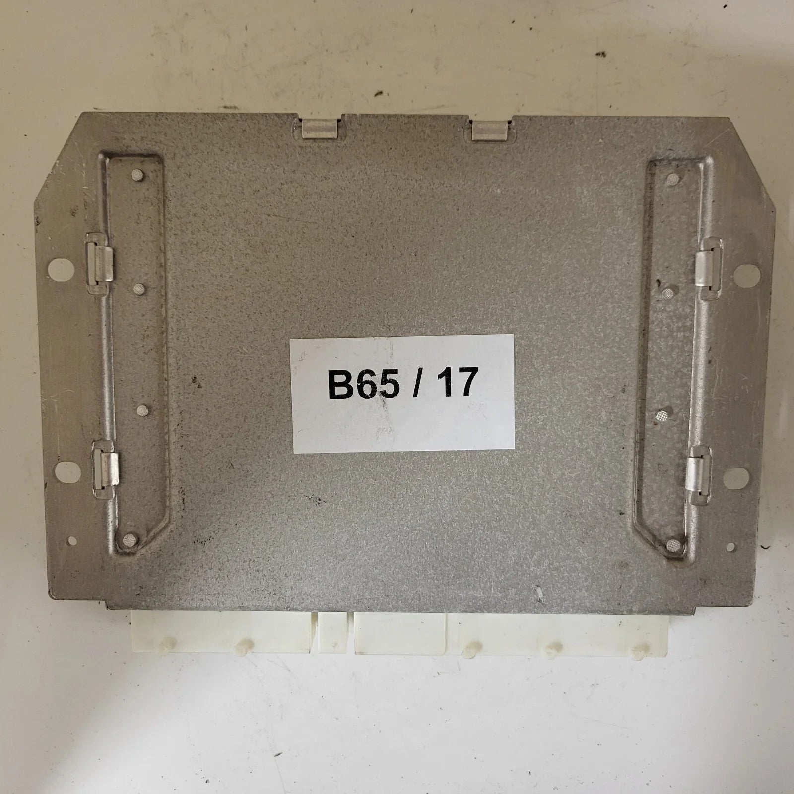 Mercedes a class ecu / 0265109449 / 0275456032 / BOSCH