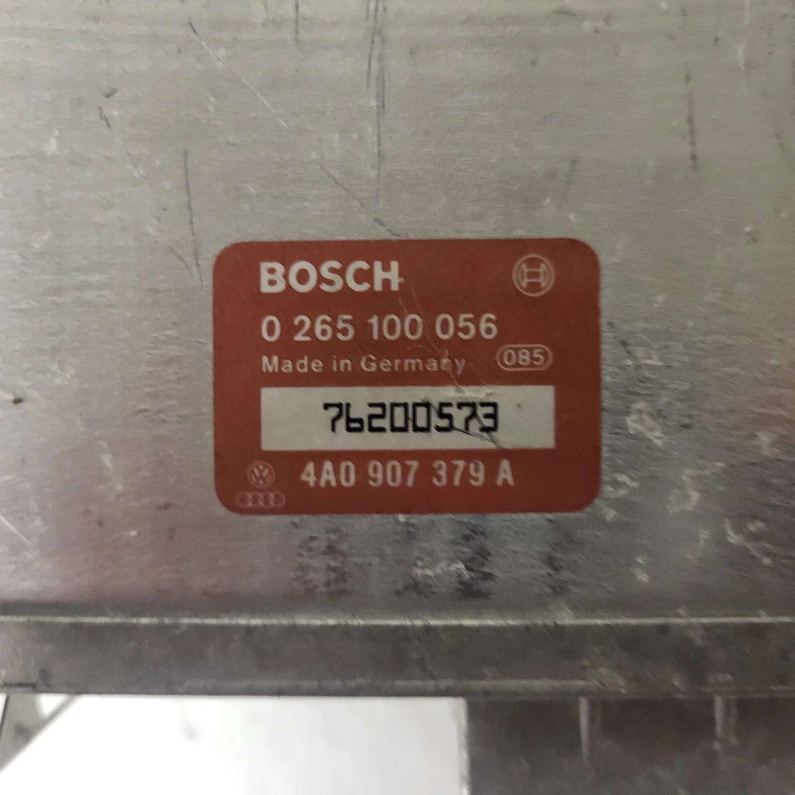 AUDI 80 ECU / 0265100056 / 4A0907379A / BOSCH