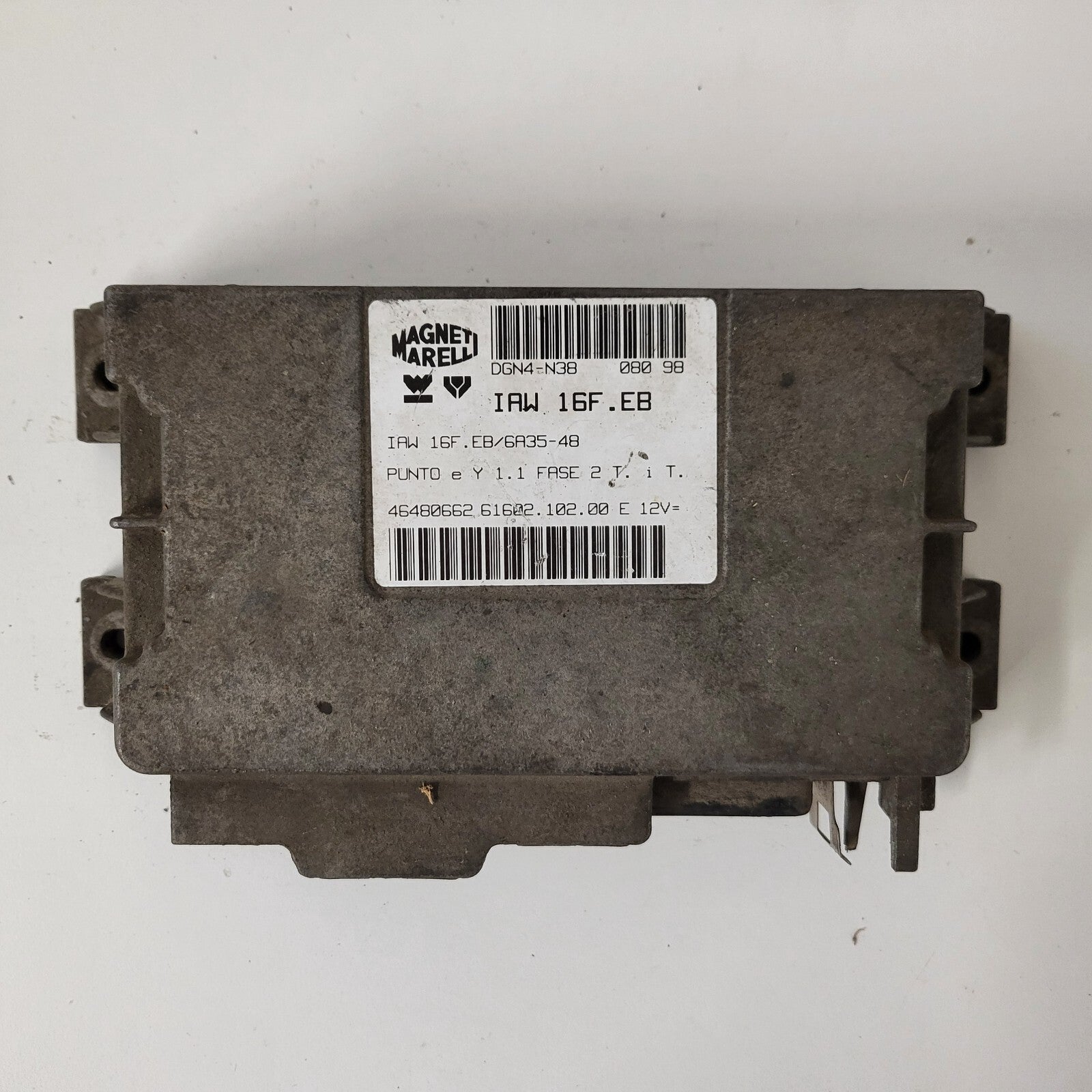 FIAT PUNTO LANCIA Y 1.1 ECU / IAW 16F.EB / 46480662 /  IAW16F.EB / MAGNETI MAREL