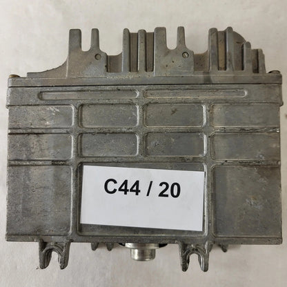 VOLKSWAGEN POLO ECU / 030906027AA / 0261204616/617 / BOSCH
