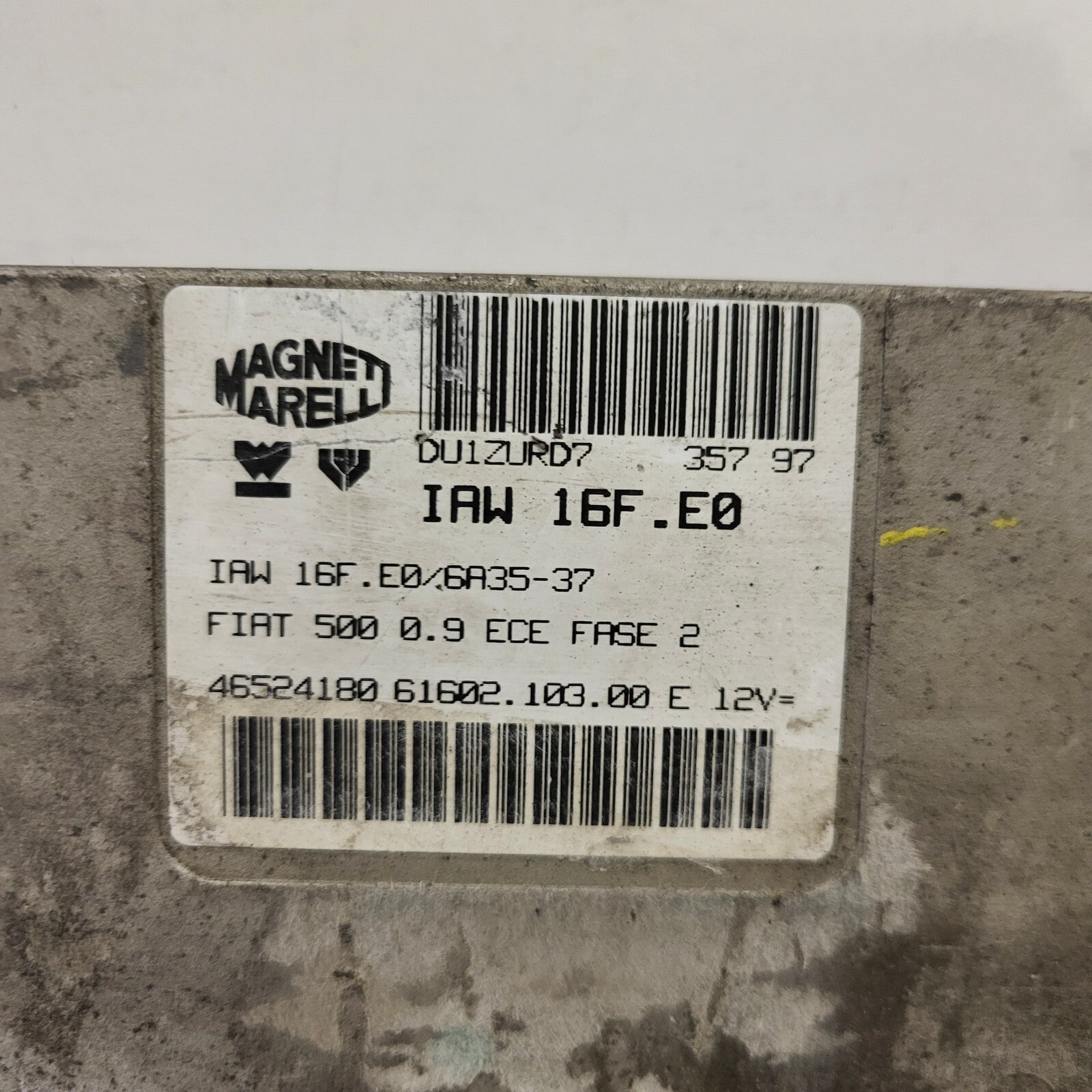 Fiat 500 0.9 ECU / IAW 16F.E0 / 46524180 / 61602.103.00 / MAGNETI MARELLI 